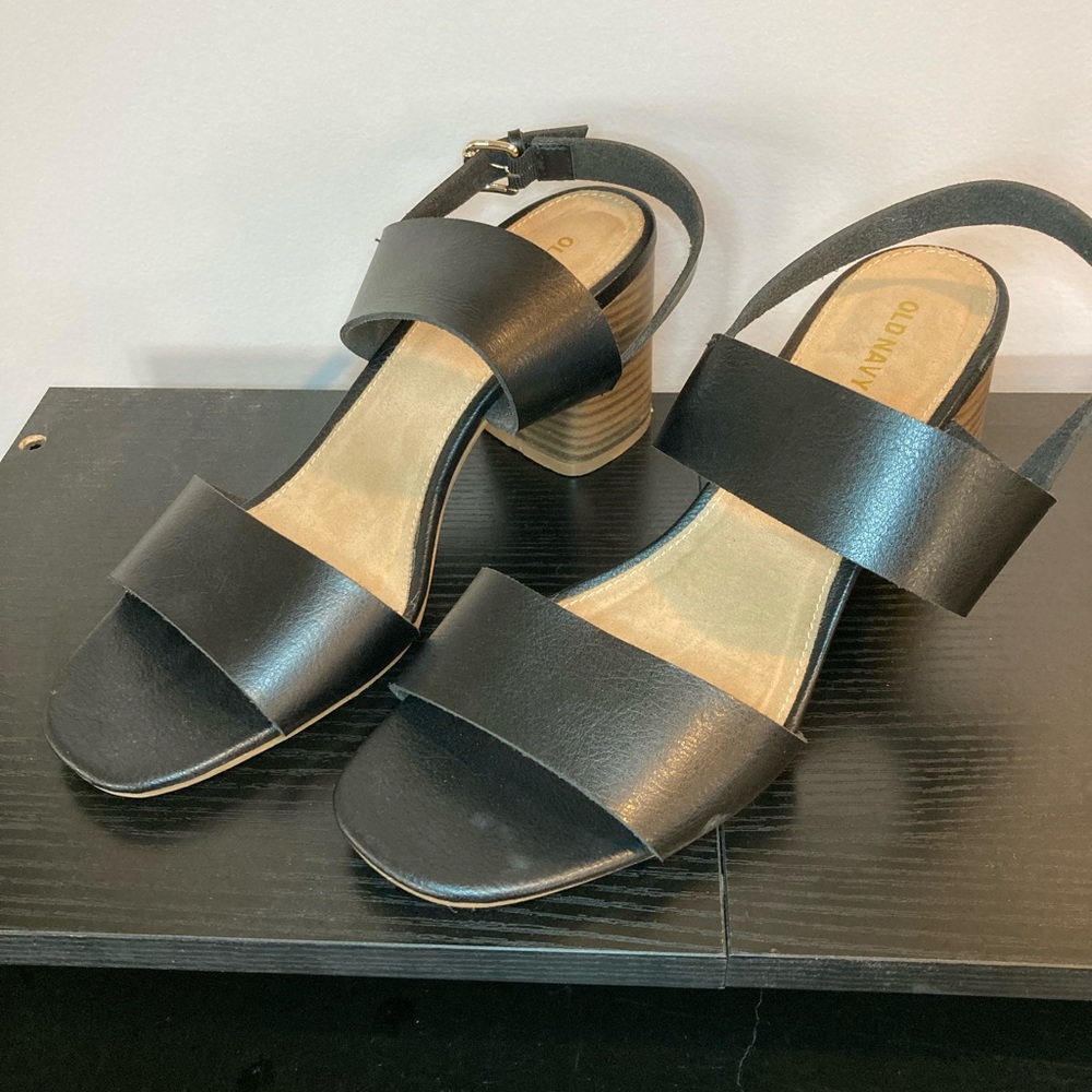 Old navy black heels